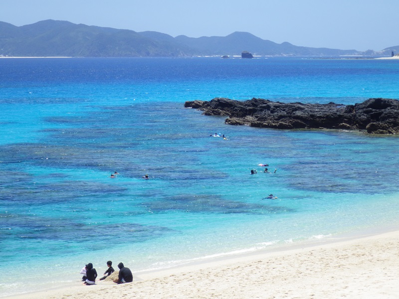 1. Overview of Furuzamami beach in Zamami Island